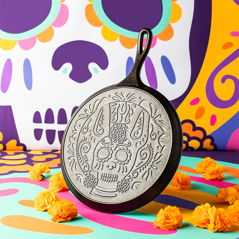 Lodge 10.5 Inch Seasoned Cast Iron Xolo Sugar Skull Griddle - Cookware